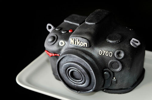 nikon-d700-cake-2