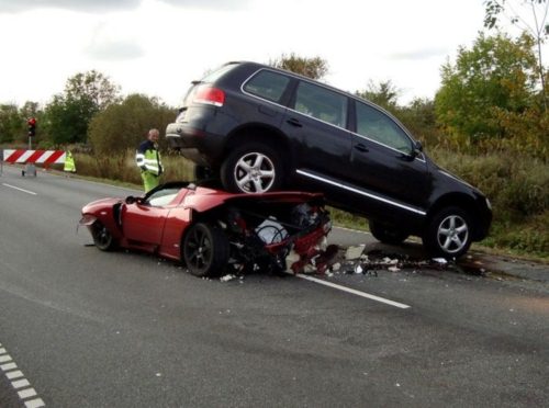 Wreked Tesla Roadster
