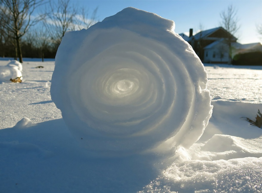 Natural masterpieces of ice