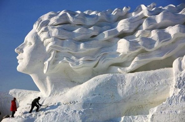 snow_sculptures_16
