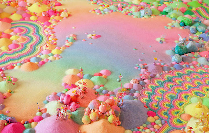 Spectacular glitter and sugar floor installations