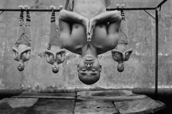 Shaolin-Monks-Training-01