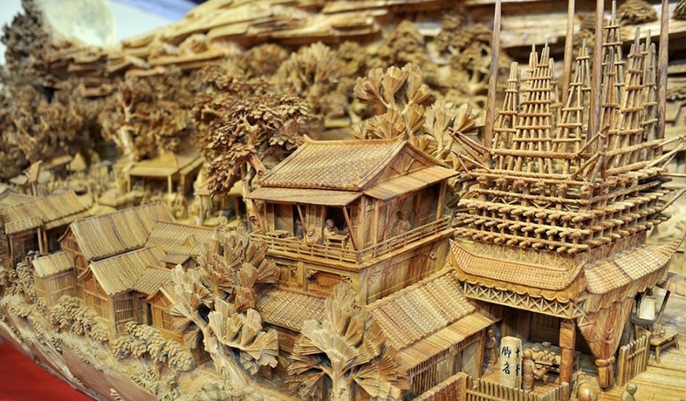 Amazing sculptures from the dried wood