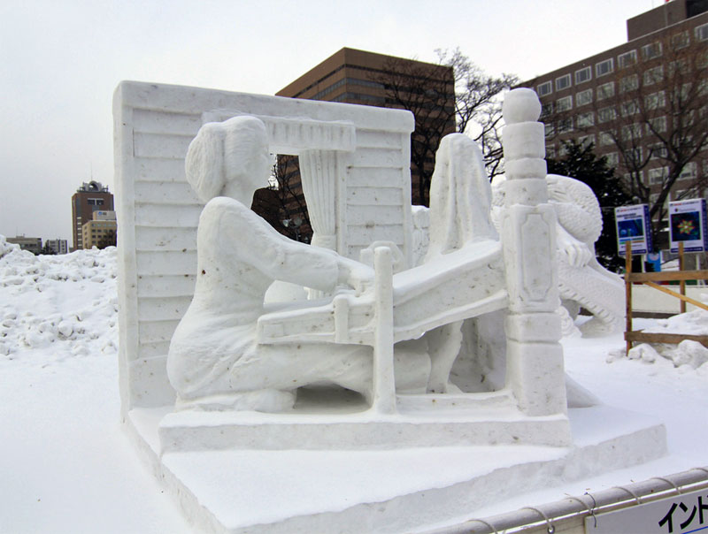 7. The Power of Women snow sculpture presented by the Indonesian artists at the 63rd Sapporo Snow Festival