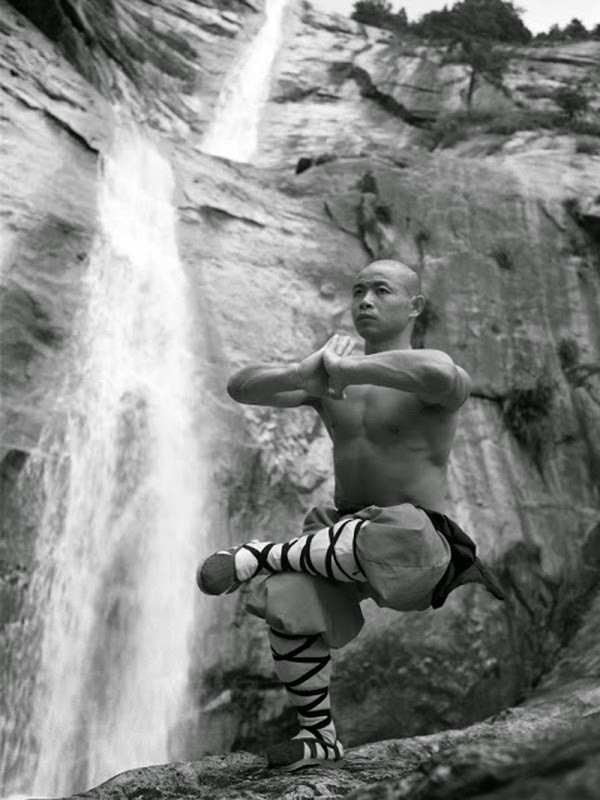 Shaolin-Monks-Training-06